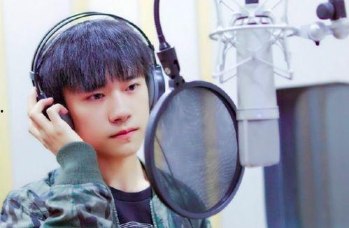 易烊千玺个人资料简介,多才多艺的青春偶像，全面发展的实力派新星